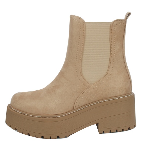 Shoes - Camel Chelsea Chunky Lug Sole Mid Heel Ankle Bootie Double Elastic